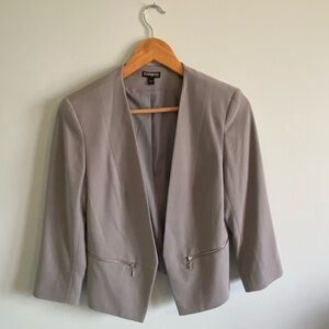 Express Women’s Soft Gray Blazer size 8
